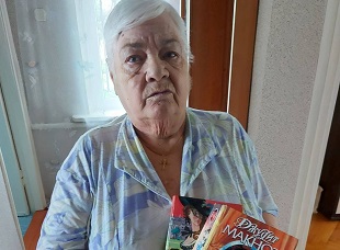 26 мая 2021 г. Акция «Селфи с любимой книгой». ЭГБ №1